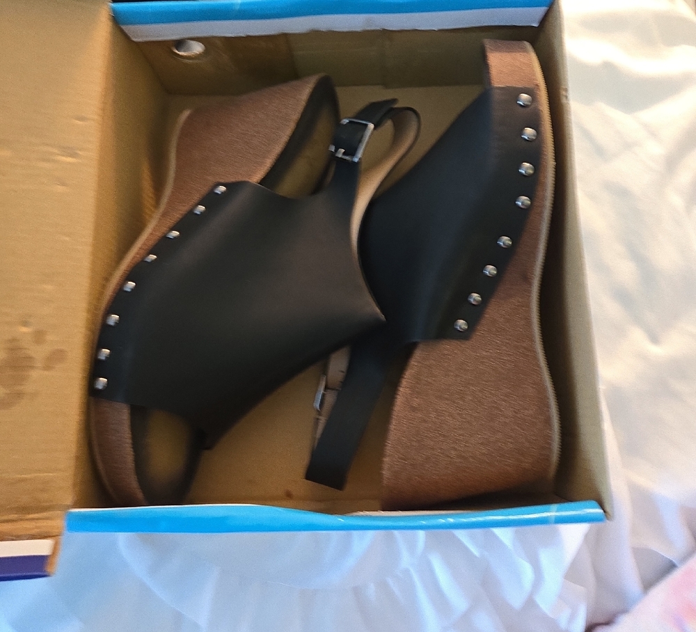 Rouge! Black Wedge Slingback Shoes with Studded Detail